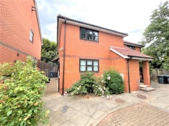 Yewtree Close, North Harrow, Harrow