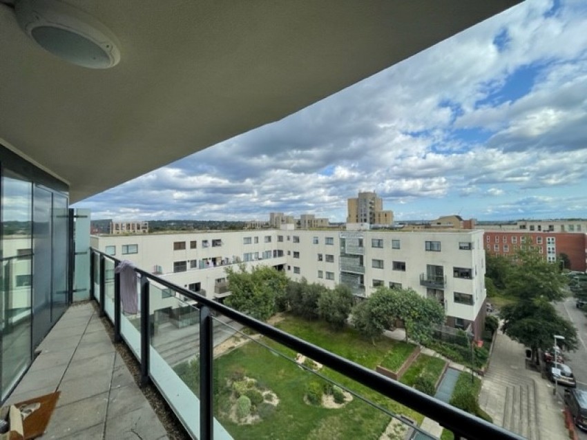 Images for Ravensbourne Court, 1 Amias Drive, Edgware EAID: BID:Harrow Branch