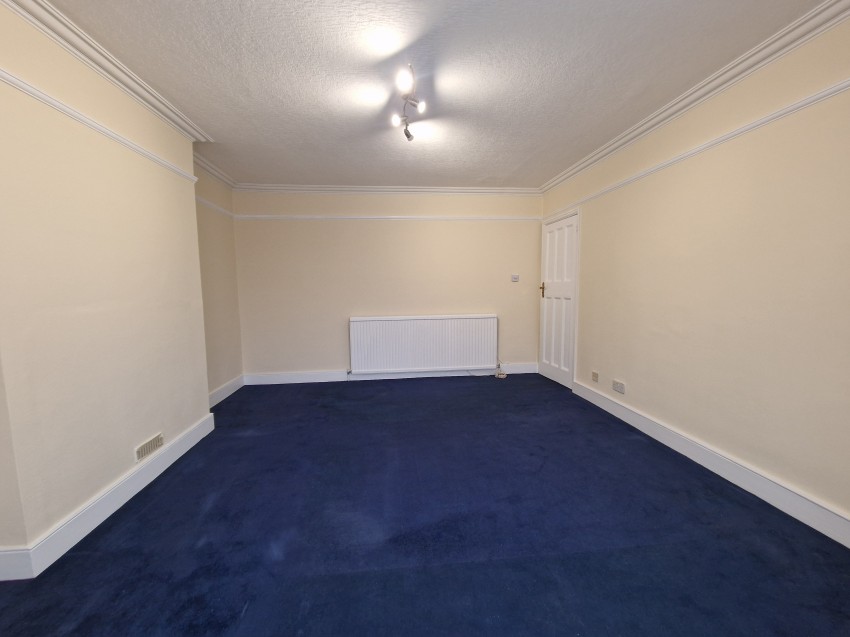 Images for Pinner View, Harrow EAID: BID:Harrow Branch
