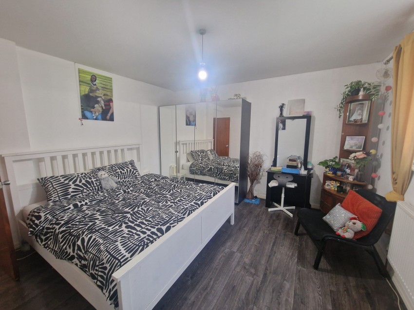 Images for Bilsby Lodge, Chalklands, Wembley EAID: BID:Harrow Branch
