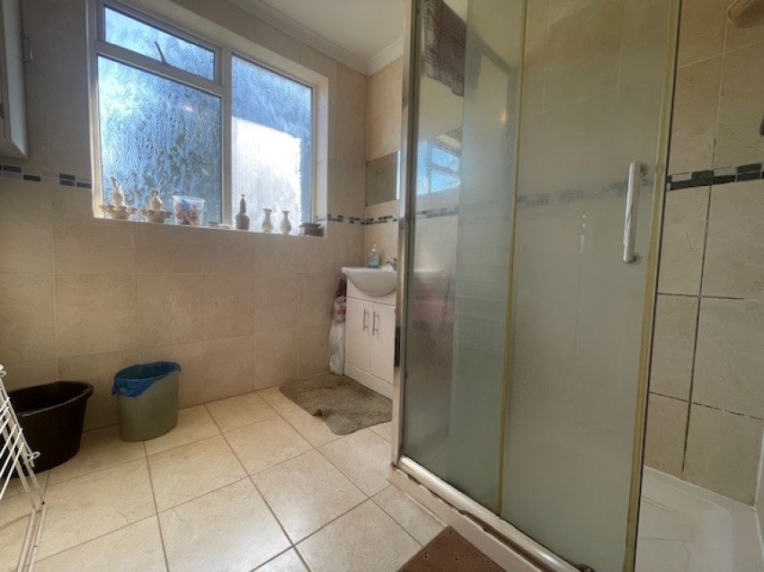 Images for Parkfield Drive, Northolt EAID: BID:Harrow Branch