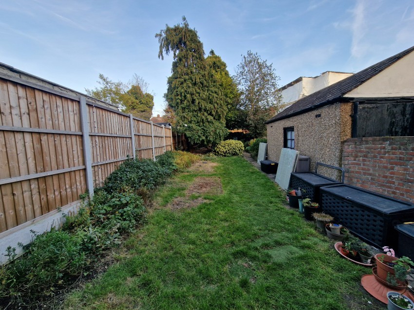 Images for Randall Avenue, London EAID: BID:Harrow Branch