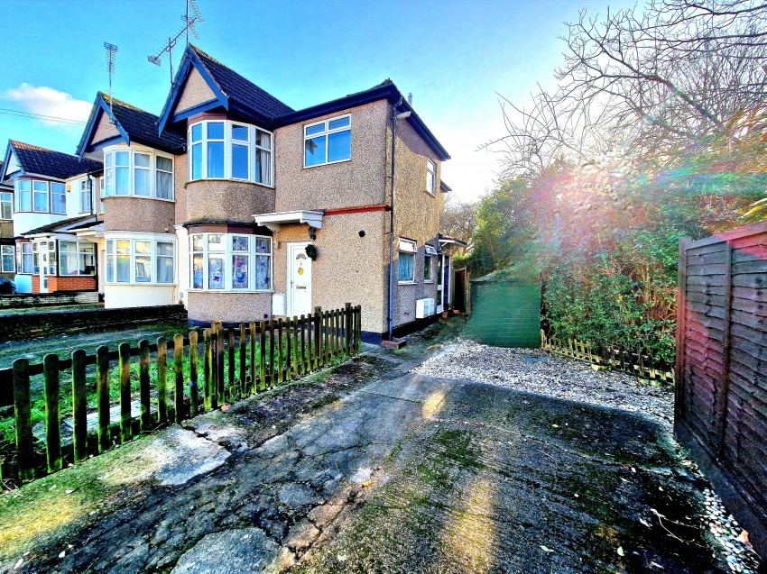 Images for Hughenden Avenue, Harrow EAID: BID:Harrow Branch