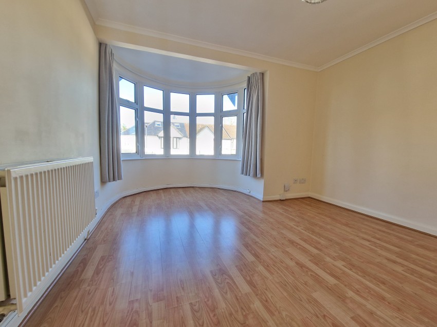 Images for Hughenden Avenue, Harrow EAID: BID:Harrow Branch