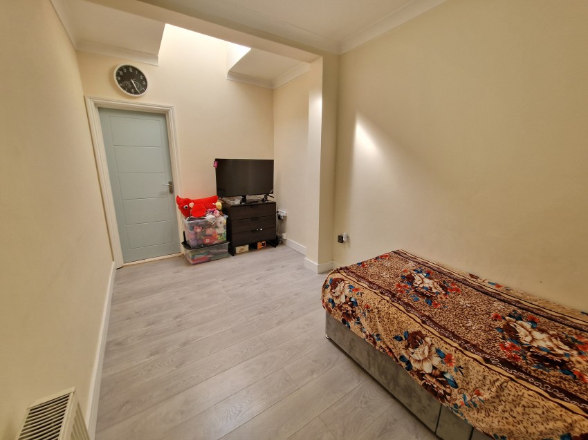 Images for Thurlby Road, Wembley EAID: BID:Harrow Branch