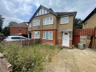 Clifton Gardens, Uxbridge