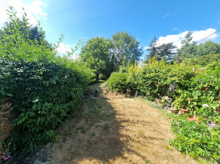 Images for Wood End Gardens, Northolt EAID: BID:Harrow Branch