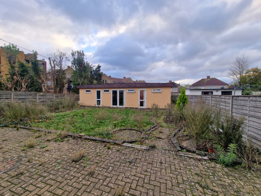 Images for Kenton Park Close, Harrow EAID: BID:Harrow Branch