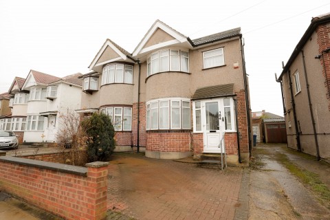 Kenmore Avenue, Harrow