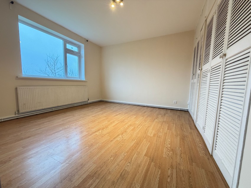 Images for Atherton Heights, Wembley EAID: BID:Harrow Branch