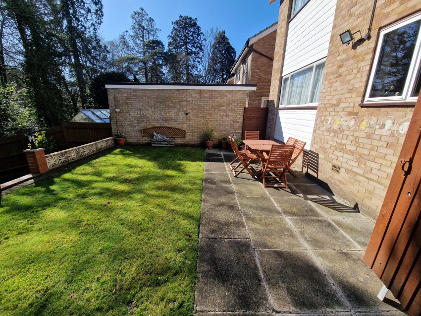 Images for Hangar Ruding, Watford EAID: BID:Harrow Branch