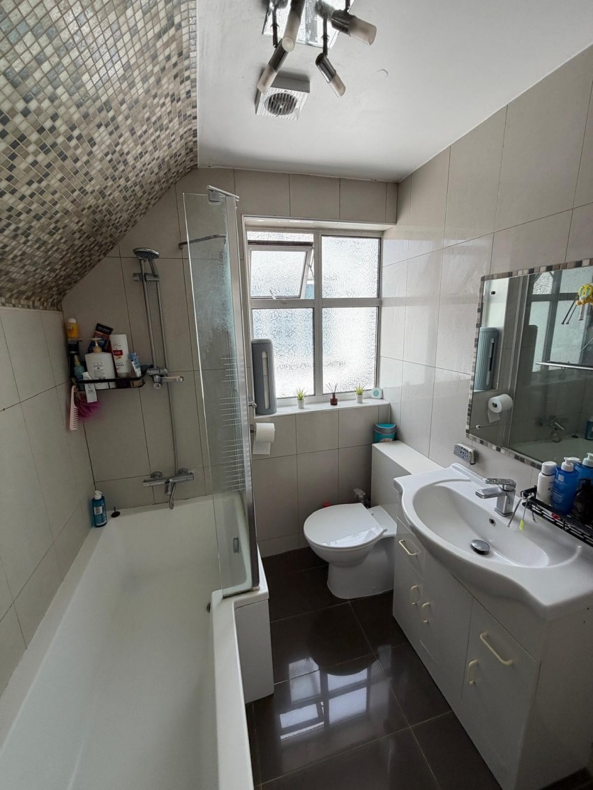 Images for The Glen, Pinner EAID: BID:Harrow Branch