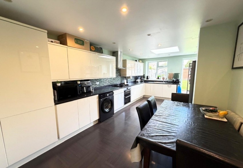 Images for The Glen, Pinner EAID: BID:Harrow Branch