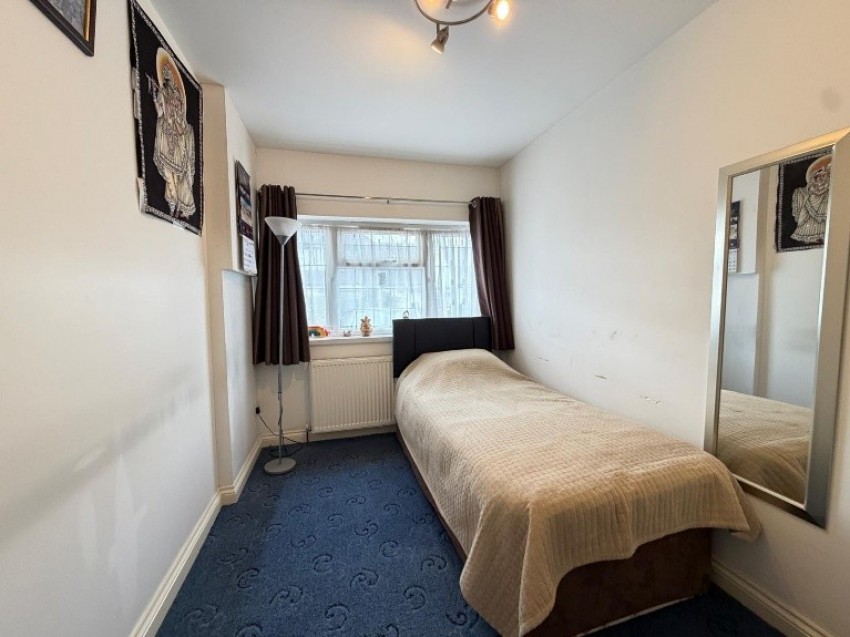 Images for The Glen, Pinner EAID: BID:Harrow Branch