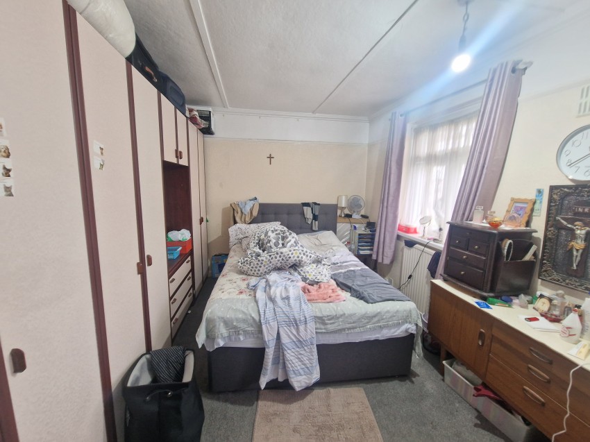 Images for Stuart Avenue, Harrow EAID: BID:Harrow Branch