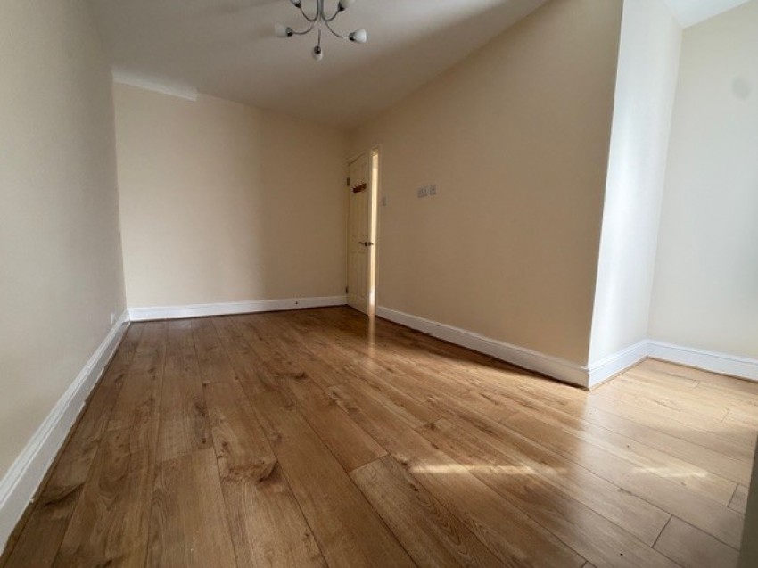 Images for Mead Road, Edgware EAID: BID:Harrow Branch