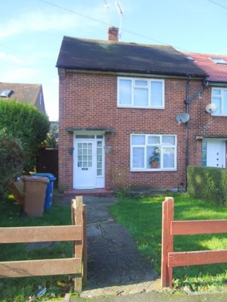 Hutton Lane, Harrow Weald , Middlesex, HA3