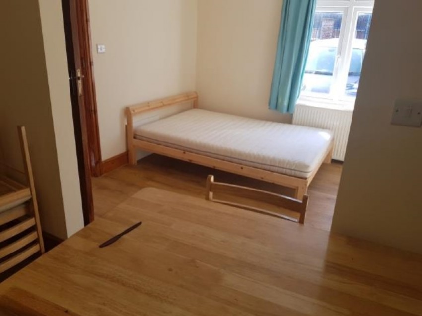 Images for Goldbeaters Grove, Edgware, HA8 EAID:Majorestates BID:Majorestates