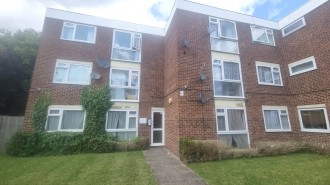 College Avenue, Harrow Weald, Middlesex, Ha3