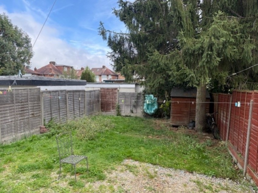 Images for Methuen Road Edgware HA8 EAID:Majorestates BID:Majorestates