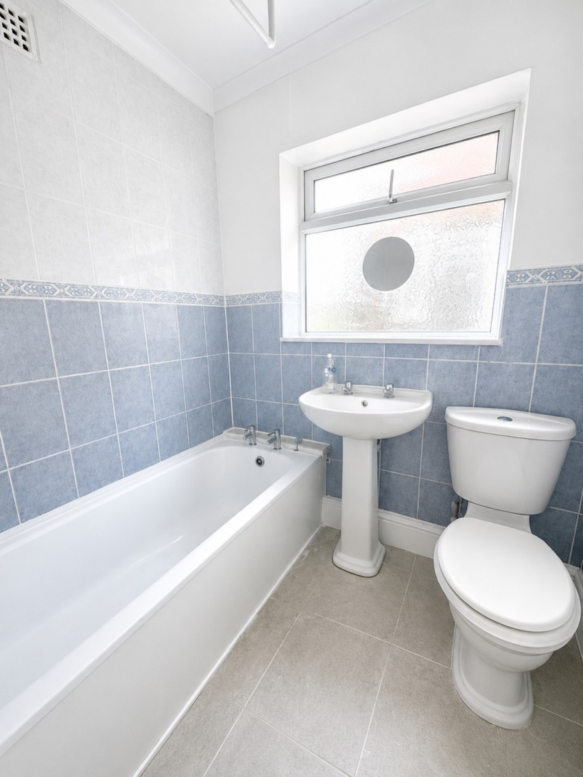 Images for Tintern Avenue, London, NW9 EAID:Majorestates BID:Majorestates