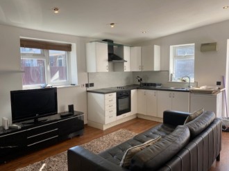 North Hyde Road, Hayes, Greater London, UB3