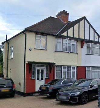 Deanscroft Avenue, London, NW9