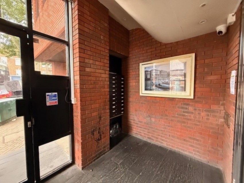 Images for Kingsgate House, 29-39 The Broadway, Stanmore, Middlesex, HA7 EAID:Majorestates BID:Majorestates